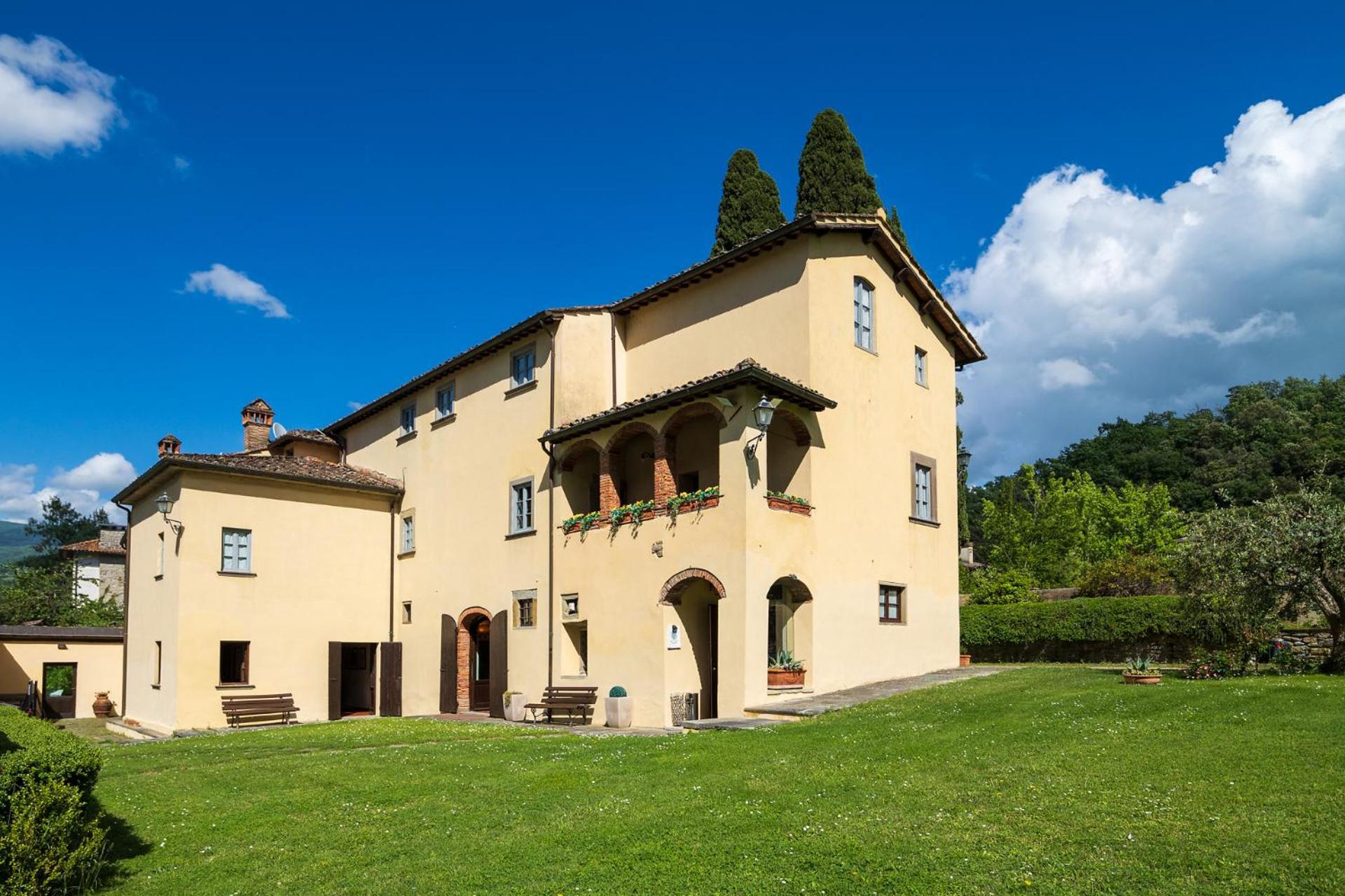 Santa Flora By Posarellivillas Capolona Exterior photo